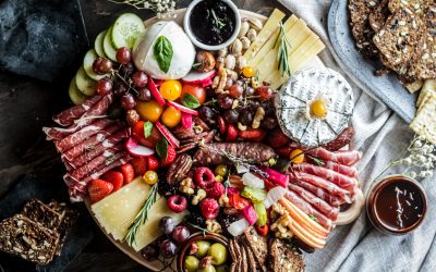 How to create the ultimate holiday charcuterie board